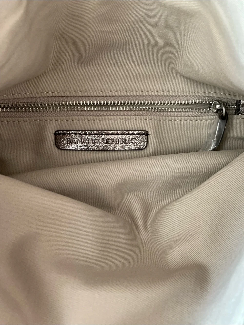 Banana Republic metallic leather foldover zip closure clutch/pouch